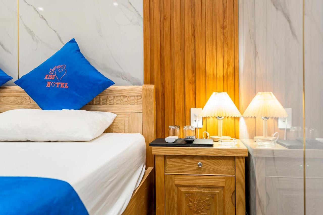 Kiss Hotel Tan Binh 胡志明市 外观 照片